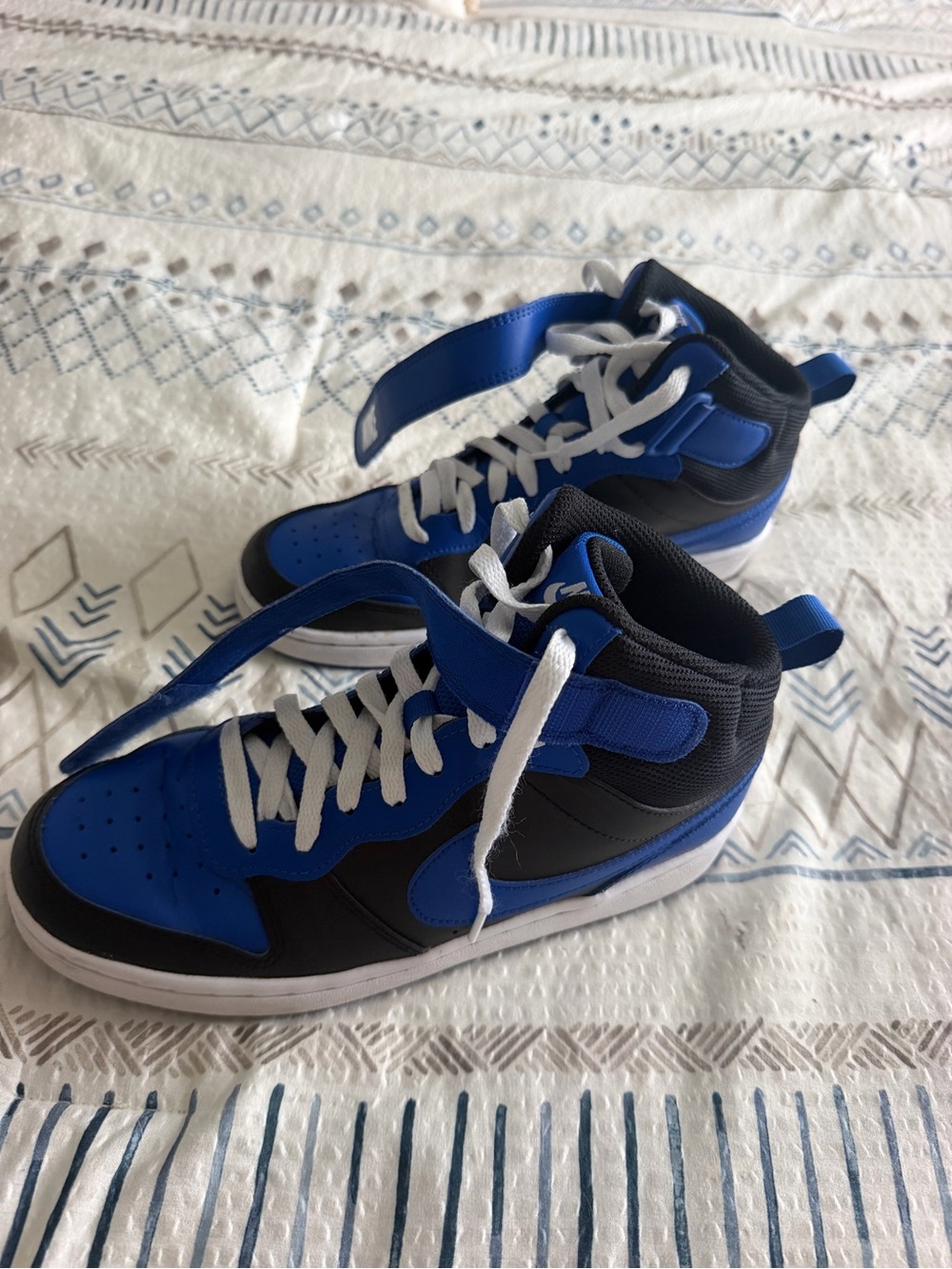 Nike Kids High-Top Sneakers in Blue and Black